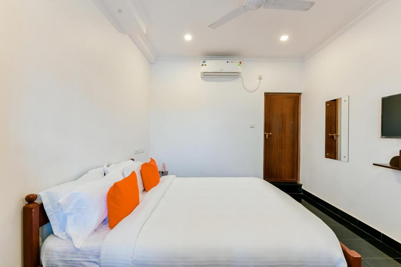 Spot On 39480 Vattekad Tourist Home Kakkanad Extérieur photo